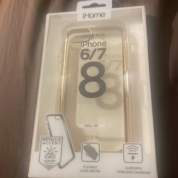 iPhone 6/7/8 metallic clear gold phone case. - Picture 2 of 7